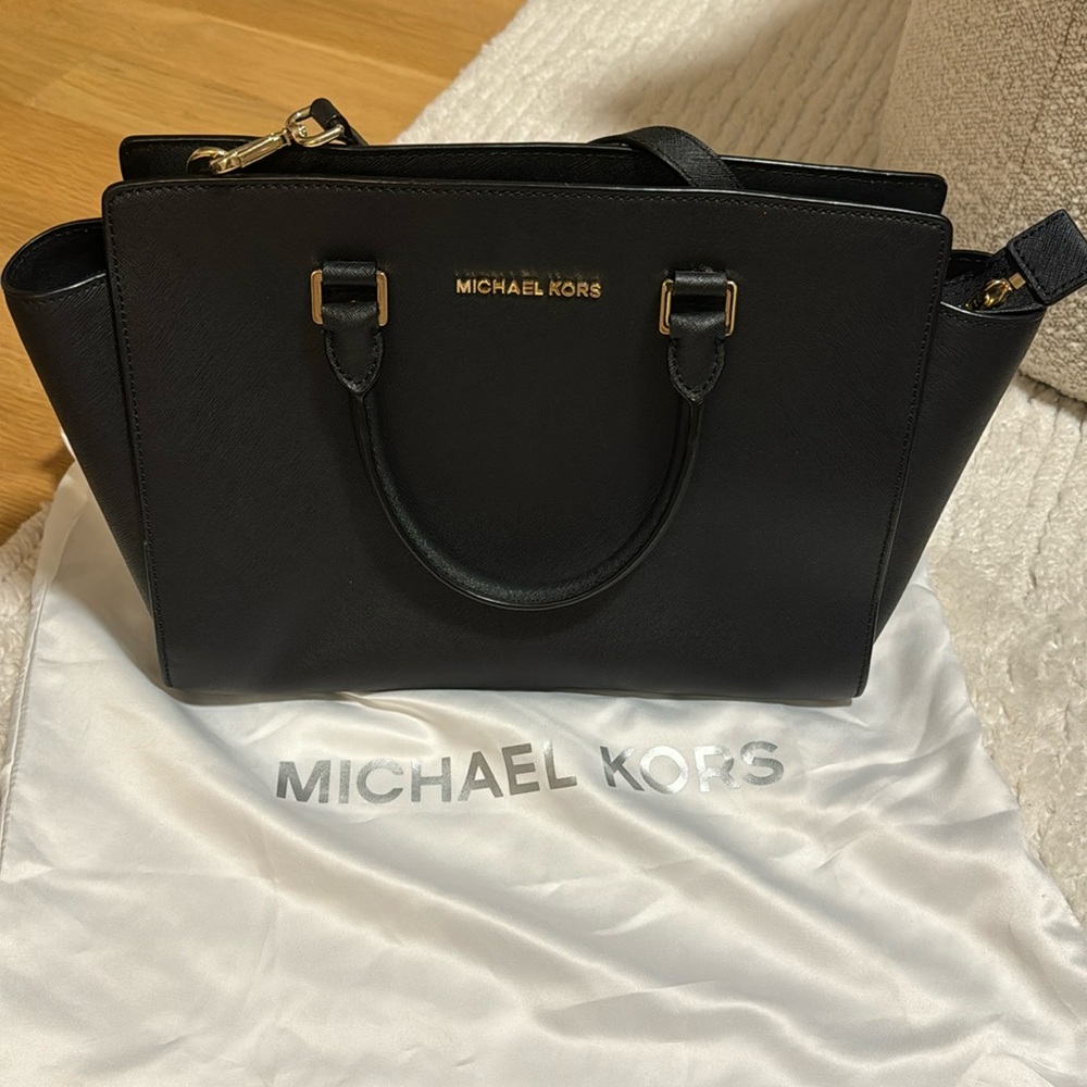 Michael Kors black leather bag